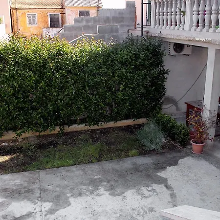 With A Parking Space - 6205 זאדאר
