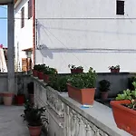With A Parking Space - 6205 Апартаменты